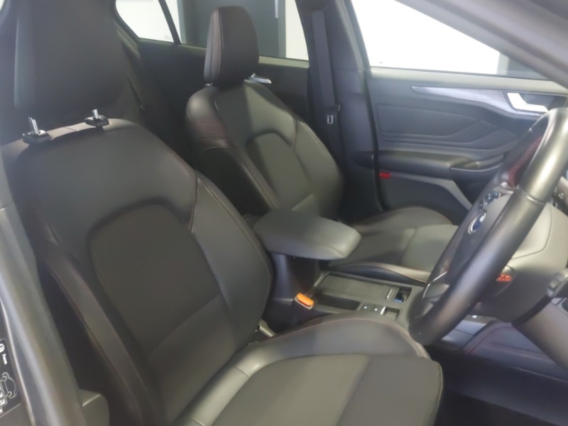 Used Ford Focus 2019 for sale - 76471714: Photo 11