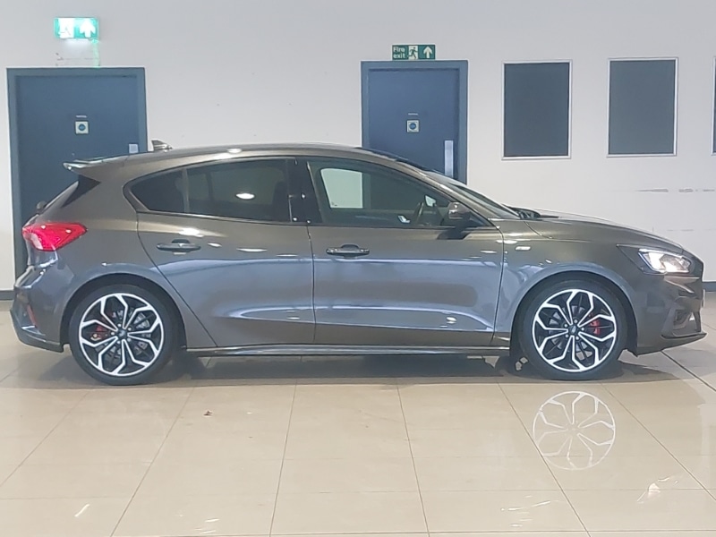 Used Ford Focus 2019 for sale - 76471714: Photo 2