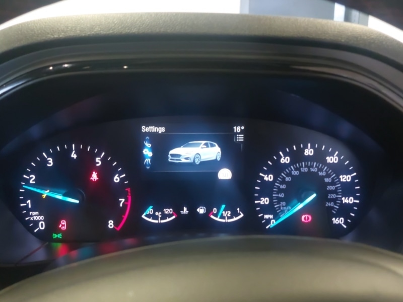 Used Ford Focus 2019 for sale - 76471714: Photo 9