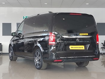 Used Mercedes-Benz V-Class 2019 for sale - 75972140: Photo