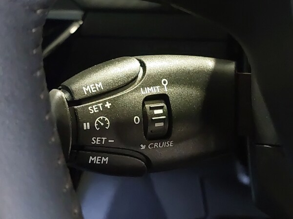 Used Peugeot 208 2022 for sale - 76221601: Photo 17