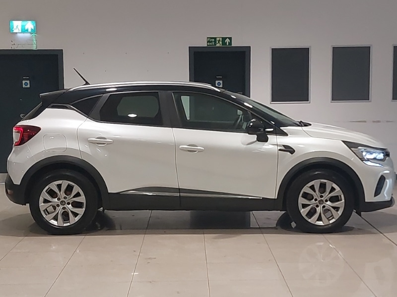 Used Renault Captur 2020 for sale - 76785820: Photo 2