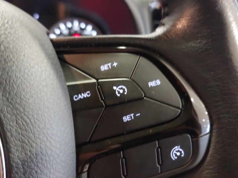 Used Jeep Renegade 2020 for sale - 76885579: Photo 17