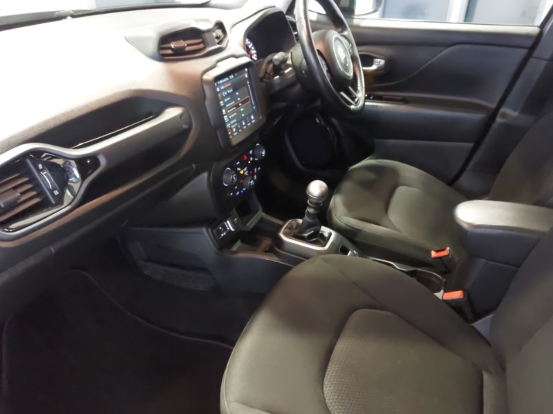 Used Jeep Renegade 2020 for sale - 76885579: Photo 7