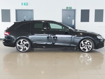 Used Audi A4 2023 for sale - 78033129: Photo