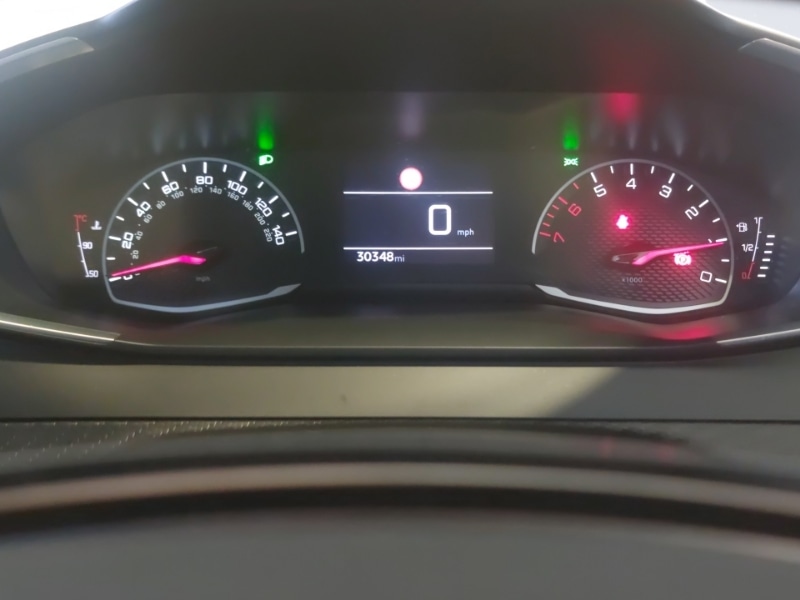 Used Peugeot 2008 2021 for sale - 76403983: Photo 9