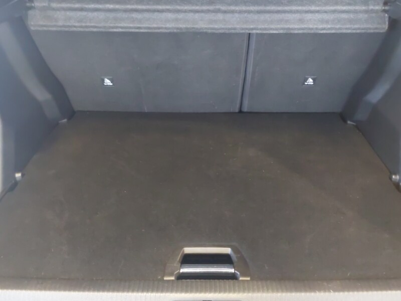 Used Peugeot 2008 2021 for sale - 78113945: Photo 13