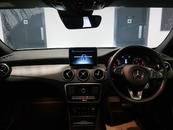 Used Mercedes-Benz GLA 2019 for sale - 76188309: Photo