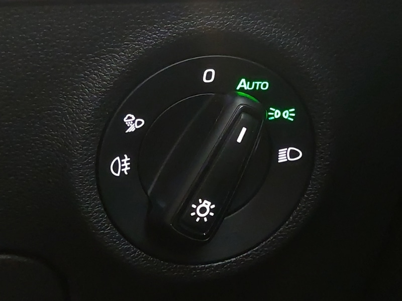 Used Skoda Karoq 2024 for sale - 76602558: Photo 17