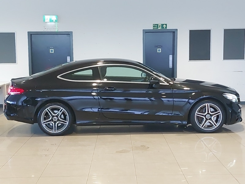 Used Mercedes-Benz C Class 2019 for sale - 76556580: Photo 2