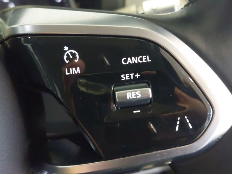 Used Jaguar XE 2019 for sale - 77169322: Photo 17