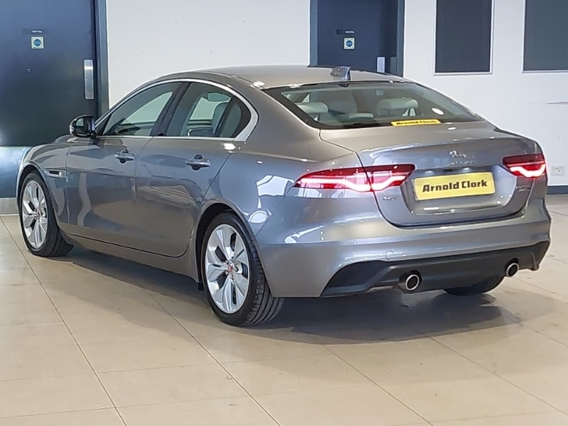 Used Jaguar XE 2019 for sale - 77169322: Photo 3