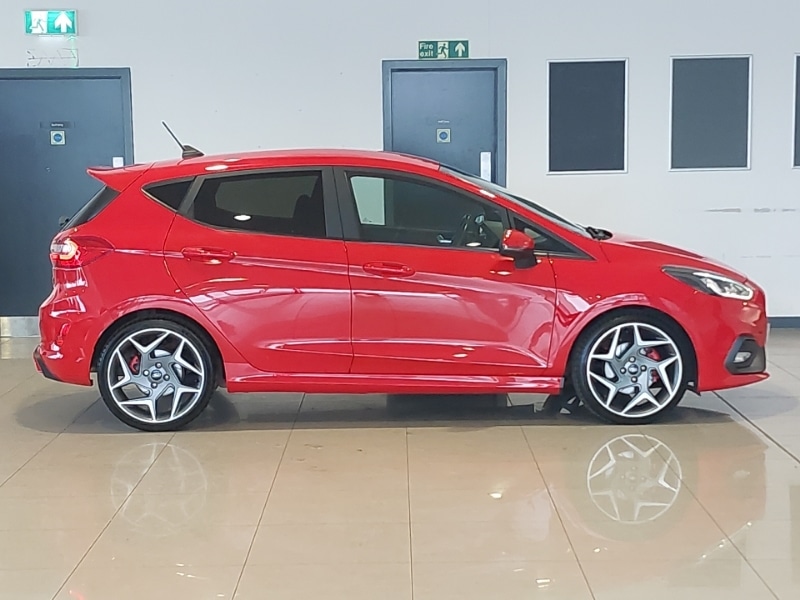 Used Ford Fiesta 2019 for sale - 76498391: Photo 2