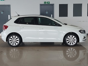 Used Volkswagen Polo 2019 for sale - 77891905: Photo