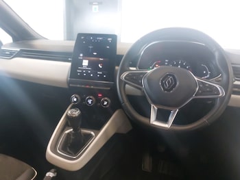 Used Renault Clio 2021 for sale - 78905665: Photo