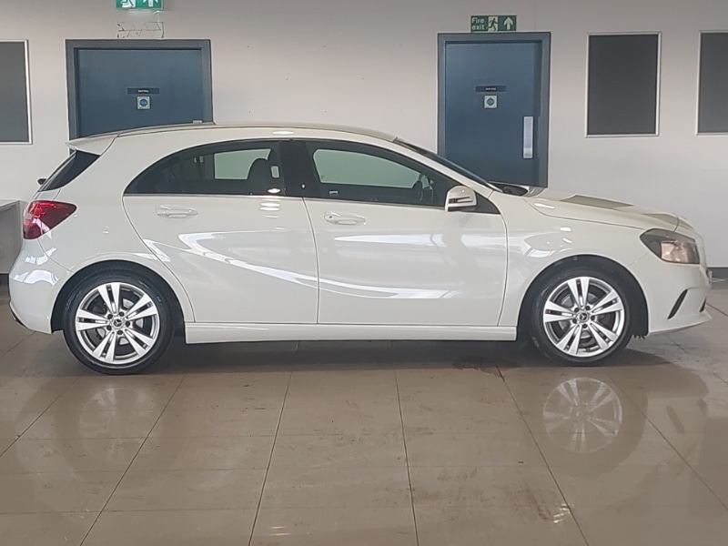 Used Mercedes-Benz A-Class 2017 for sale - 76964071: Photo 2