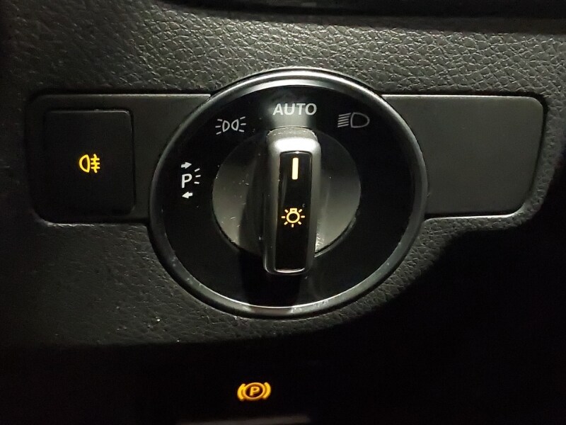 Used Mercedes-Benz A-Class 2018 for sale - 77948085: Photo 17