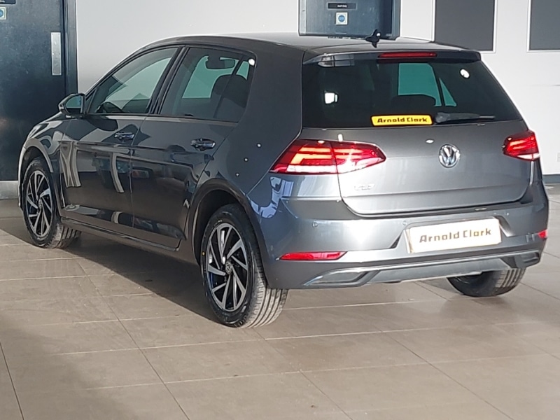 Used Volkswagen Golf 2019 for sale - 77237323: Photo 3