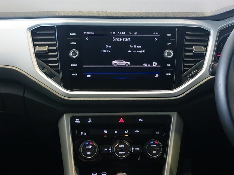 Used Volkswagen T-Roc 2022 for sale - 77898119: Photo 8