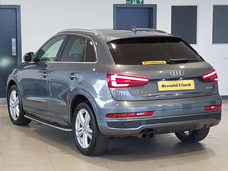 Used Audi Q3 2018 for sale - 76907059: Photo 3