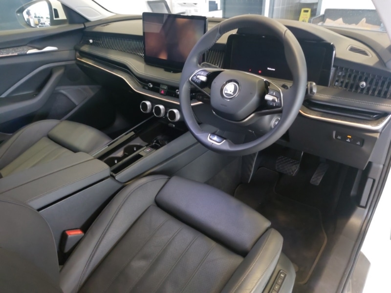 Used Skoda Superb 2024 for sale - 76987451: Photo 6