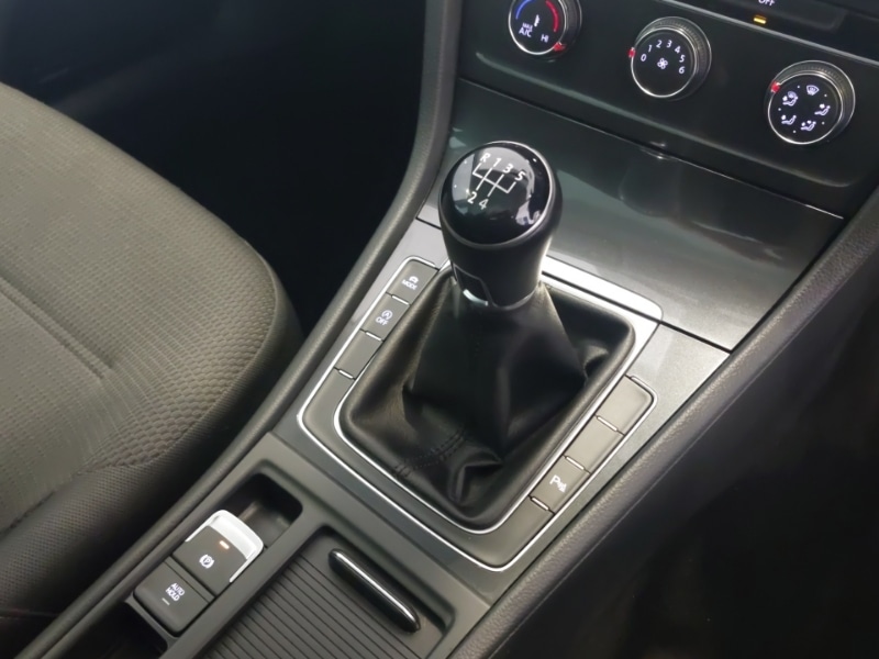 Used Volkswagen Golf 2019 for sale - 77223909: Photo 10