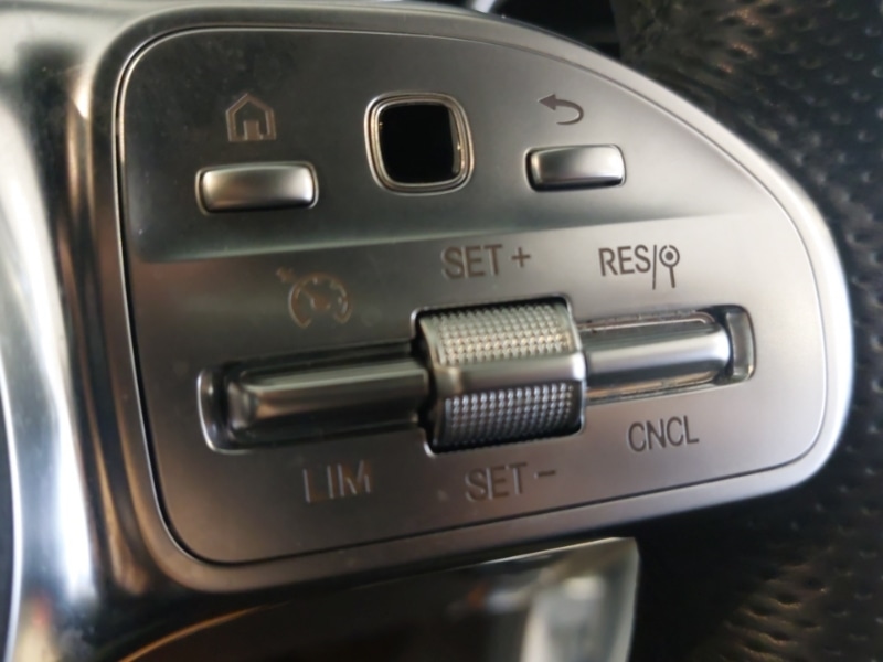 Used Mercedes-Benz GLC 2021 for sale - 78079995: Photo 17