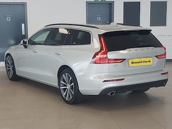 Used Volvo V60 2021 for sale - 78873052: Photo