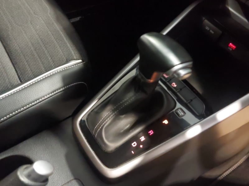 Used Kia Stonic 2022 for sale - 77202108: Photo 10