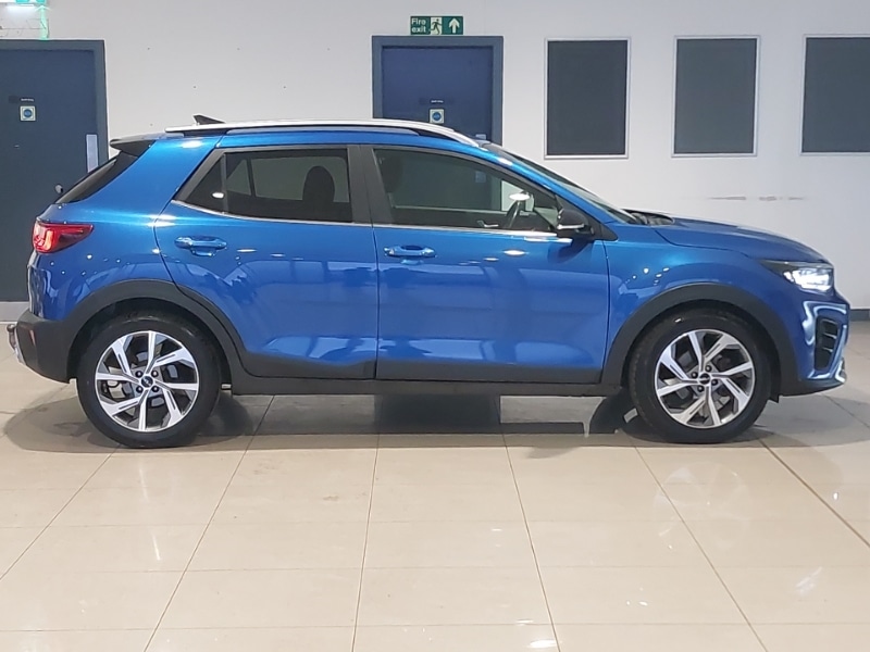 Used Kia Stonic 2022 for sale - 77202108: Photo 2