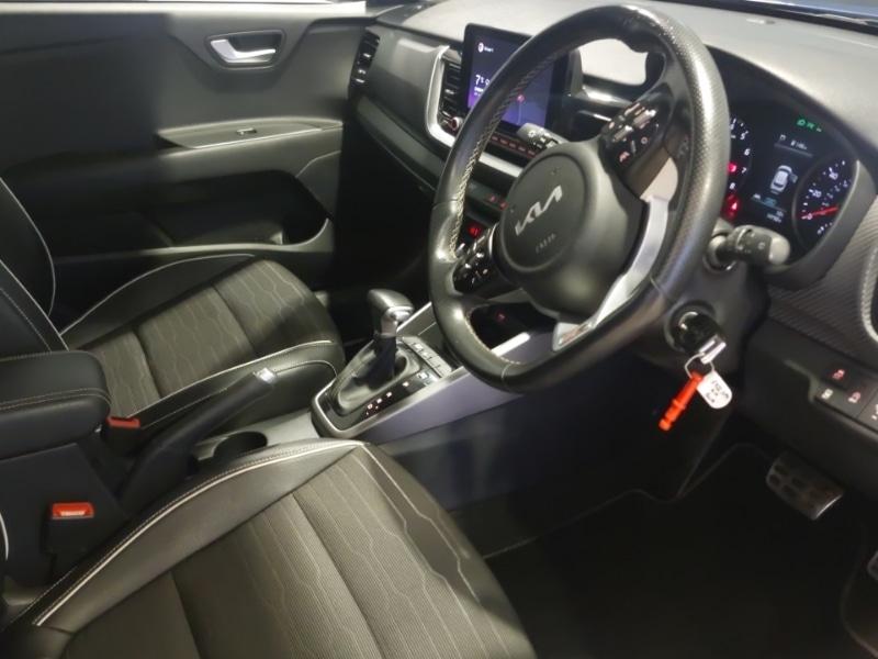 Used Kia Stonic 2022 for sale - 77202108: Photo 6