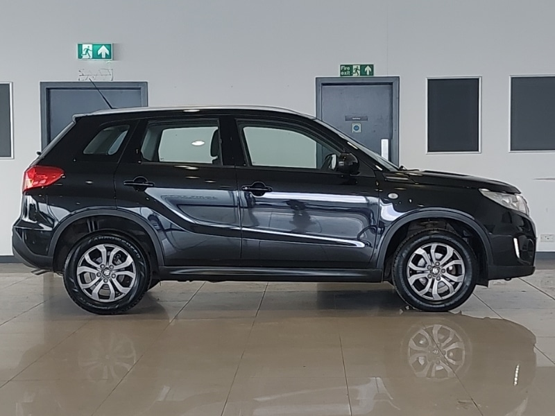 Used Suzuki Vitara 2017 for sale - 77948057: Photo 2