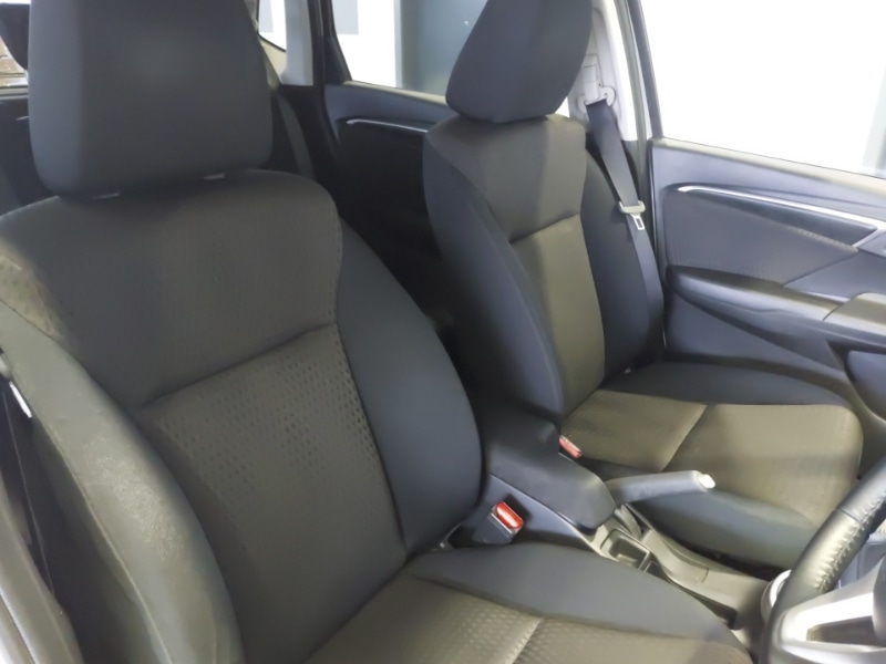 Used Honda Jazz 2019 for sale - 76893666: Photo 11