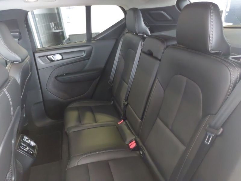 Used Volvo XC40 2024 for sale - 76639507: Photo 12