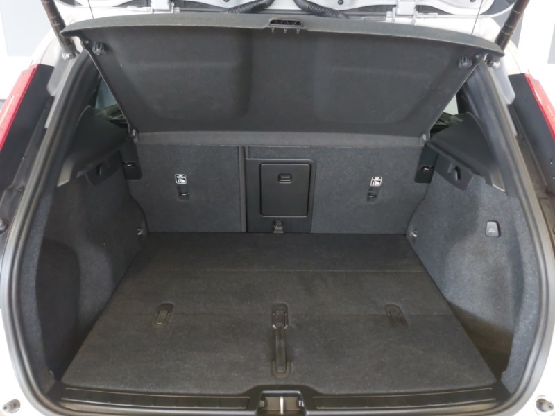 Used Volvo XC40 2024 for sale - 76639507: Photo 13