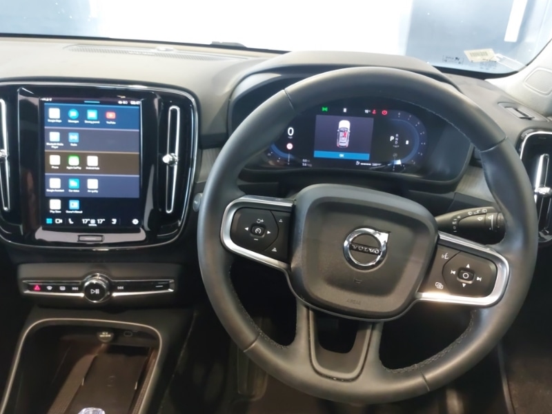 Used Volvo XC40 2024 for sale - 76639507: Photo 5