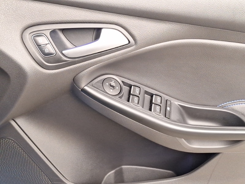 Used Ford Focus 2016 for sale - 76515273: Photo 14