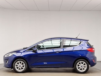 Used Ford Fiesta 2017 for sale - 75882879: Photo