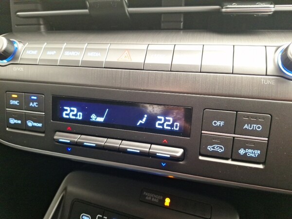 Used Hyundai KONA 2025 for sale - 76325508: Photo 13