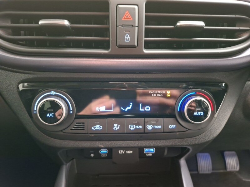 Used Hyundai i10 2023 for sale - 77815621: Photo 16