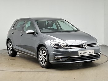 Used Volkswagen Golf 2019 for sale - 79176137: Photo