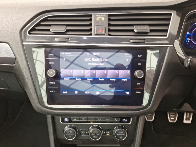 Used Volkswagen Tiguan 2019 for sale - 76354420: Photo 10