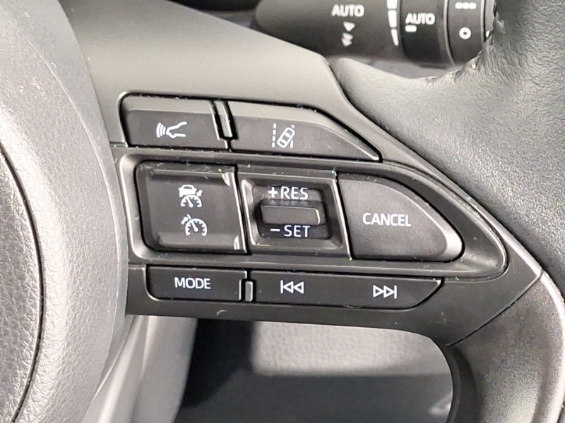 Used Toyota Yaris Cross 2023 for sale - 76058867: Photo 15