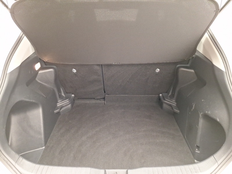 Used Toyota Yaris Cross 2023 for sale - 76058867: Photo 8