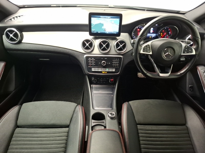 Used Mercedes-Benz GLA 2018 for sale - 78164409: Photo 2