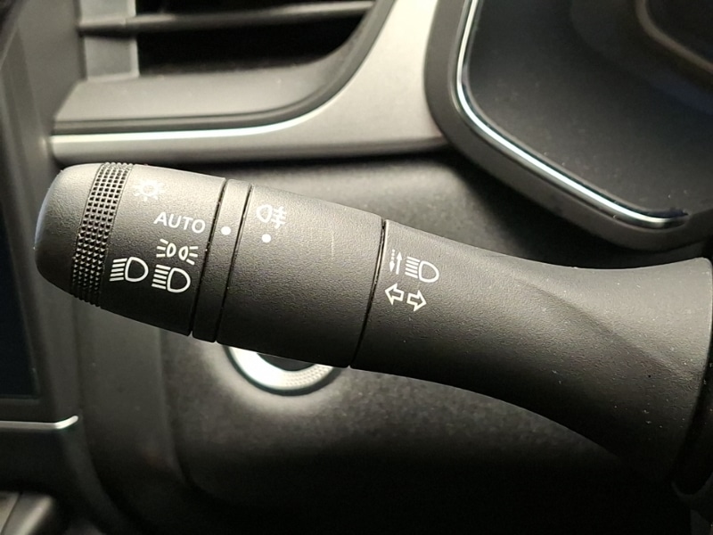 Used Renault Captur 2023 for sale - 77751456: Photo 17