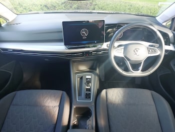 Used Volkswagen Golf 2025 for sale - 79376302: Photo