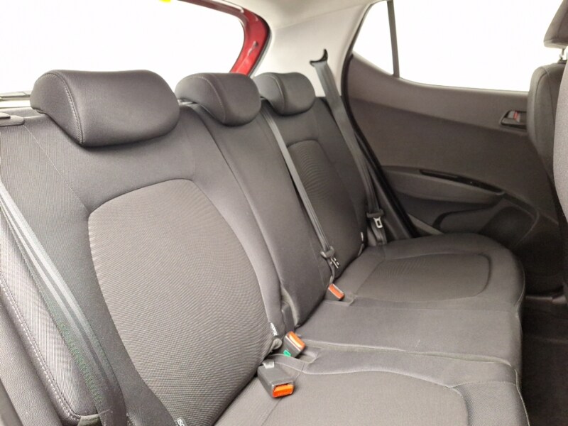 Used Hyundai i10 2018 for sale - 76721590: Photo 13