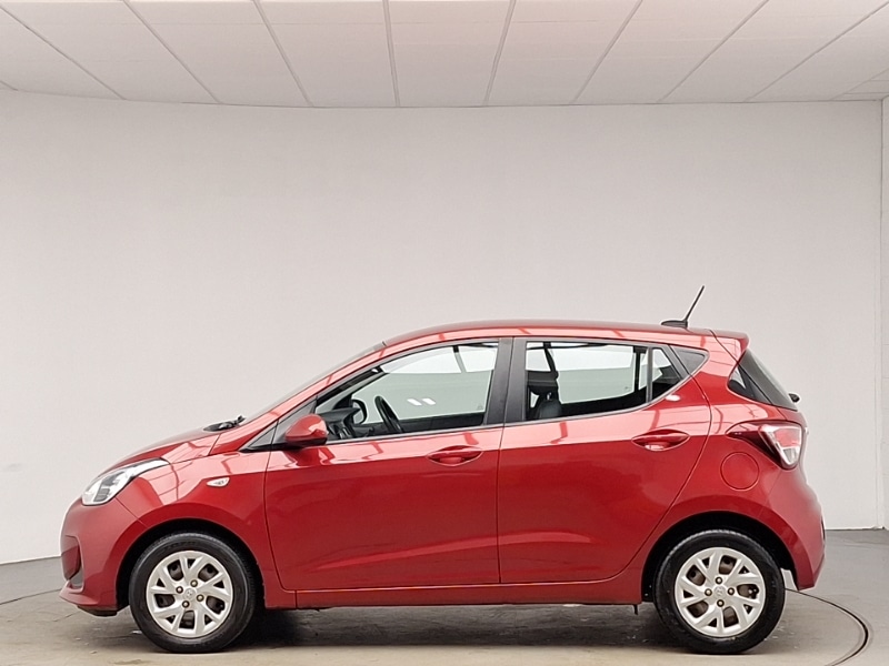 Used Hyundai i10 2018 for sale - 76721590: Photo 4