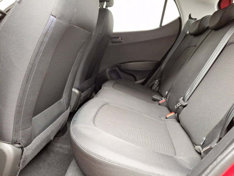 Used Hyundai i10 2018 for sale - 76721590: Photo 6